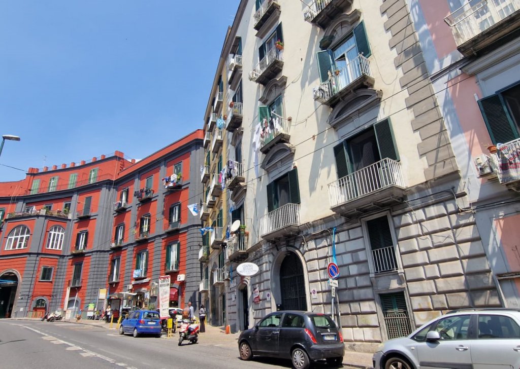 Sale Apartments Naples - Prestigious Residence with Terrace in Naples Center Locality 