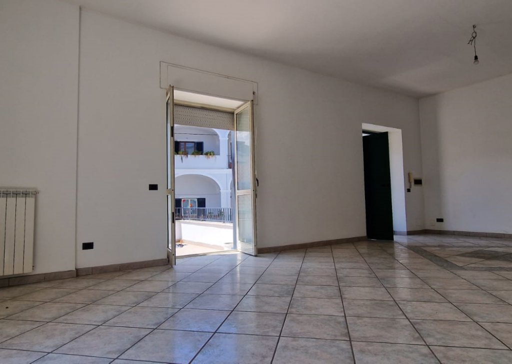 Sale Apartments Aversa - Italy - Apartment with terrace Locality 