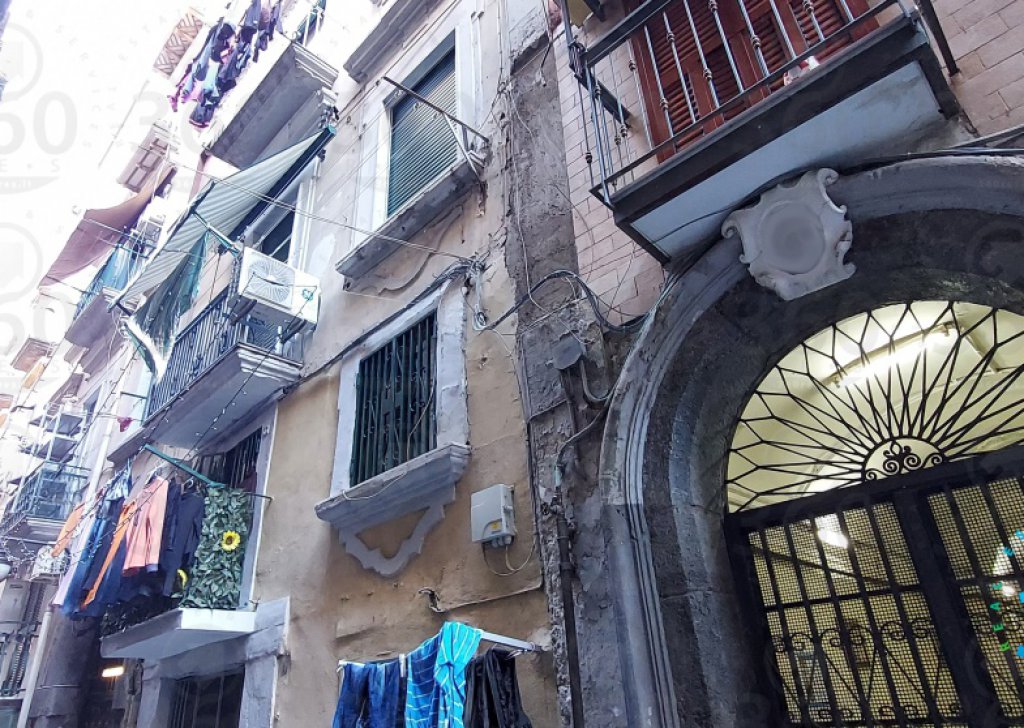 Apartments for sale  88 sqm, Naples, locality San Ferdinando